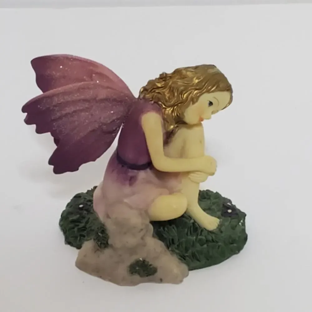 Dezine #5816 Pondering Fairy purple ceramic wings in Great used condition